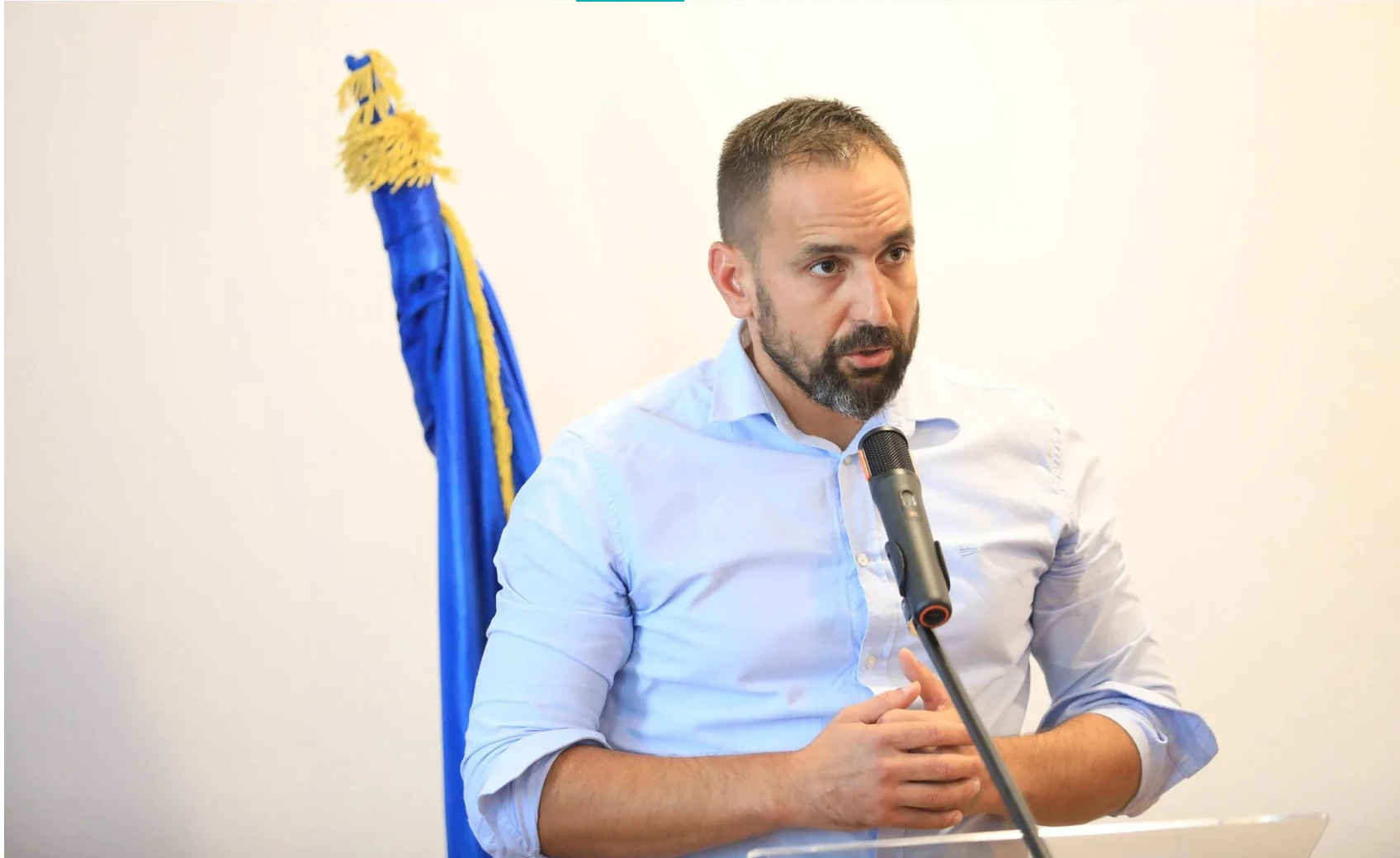 Josip Topalović tijekom obraćanja na sjednici
